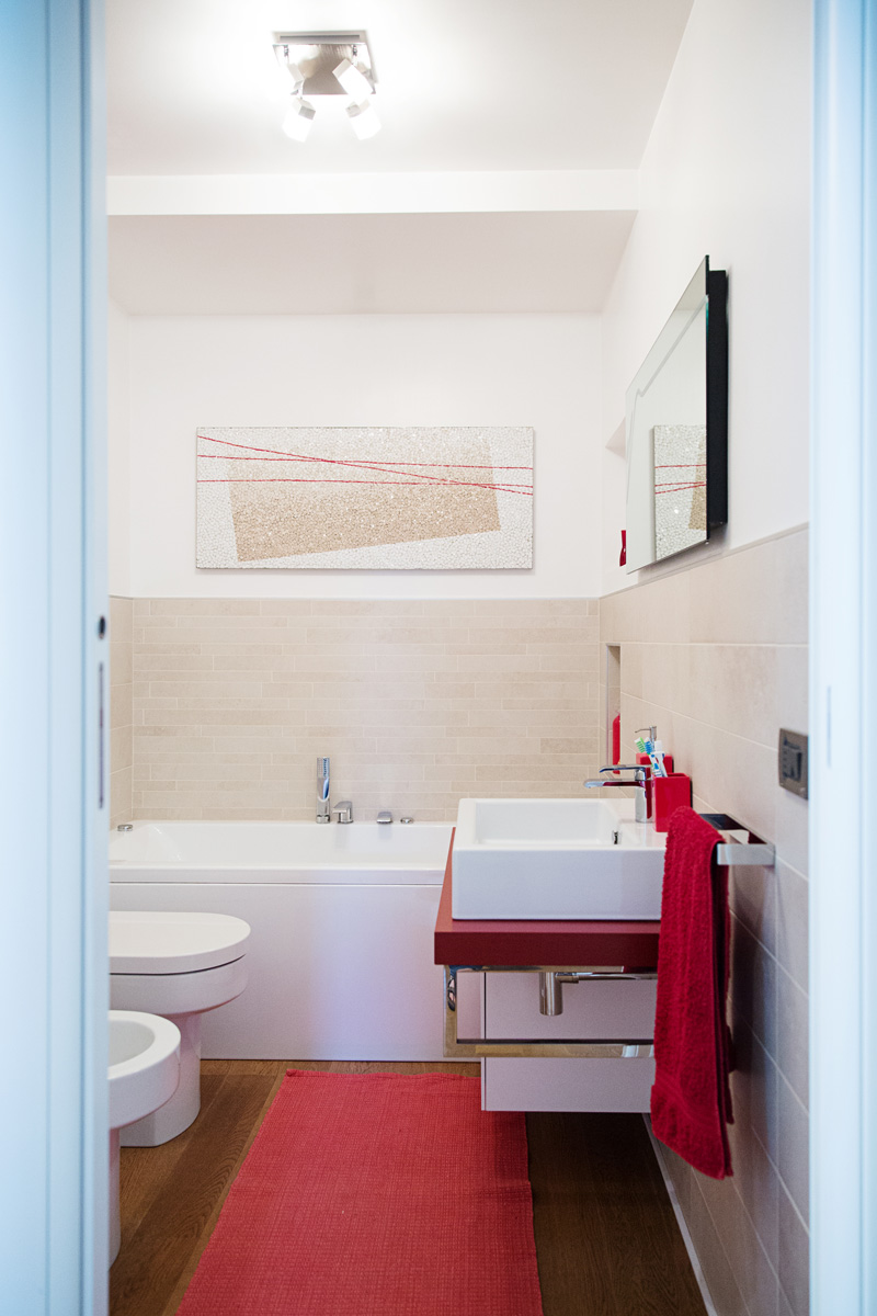 mosaico contemporaneo su design unico per il bagno
