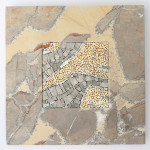 Marmo e Mosaico: Mrmr con base in Breccia pernice